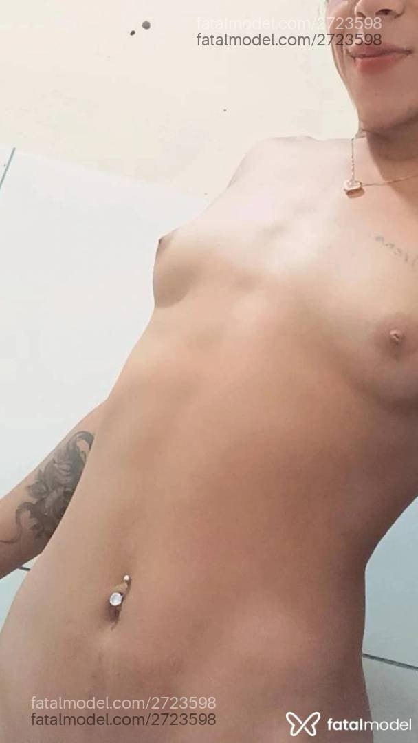 Acompanhante mulher trans morena (o) de olhos castanhos - Nycolle Maynnes