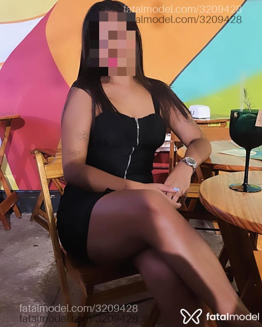 Acompanhante mulher morena (o) de olhos castanhos em Virtual Acompanhante mulher morena (o) de olhos castanhos em Virtual - Bela Morena