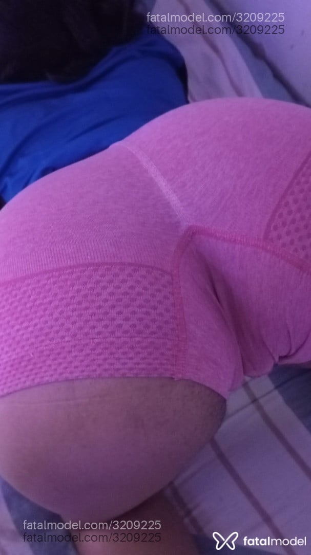 Acompanhante mulher morena (o) de olhos castanhos em Natal - Ravena