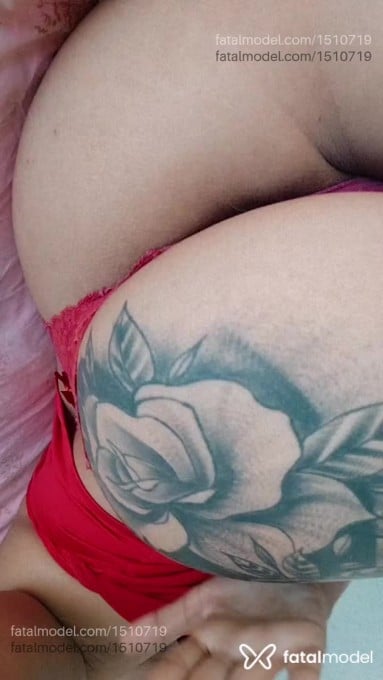 Acompanhante mulher morena (o) de olhos castanhos em Ubatuba - Valentina