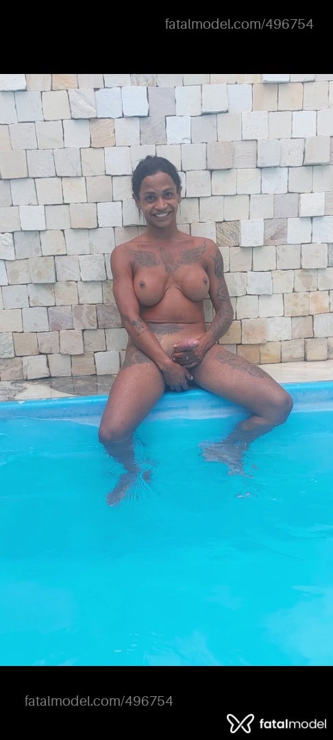 Acompanhante travesti morena (o) de olhos castanhos em Caraguatatuba - Michelly Battaglin