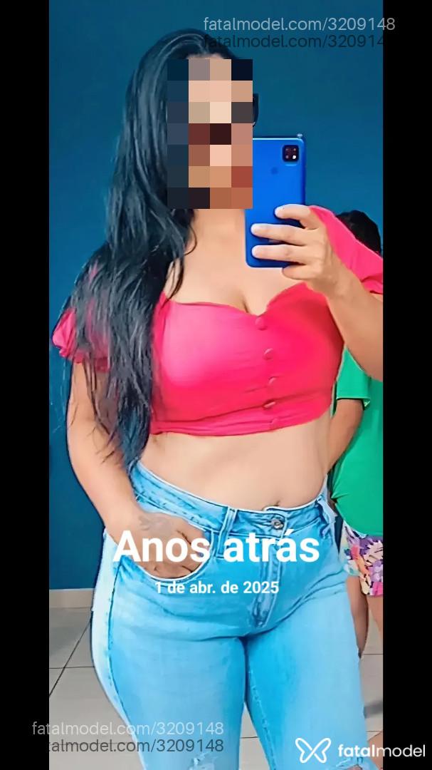 Acompanhante mulher morena (o) de olhos castanhos - Morena Acompanhante mulher morena (o) de olhos castanhos - Morena