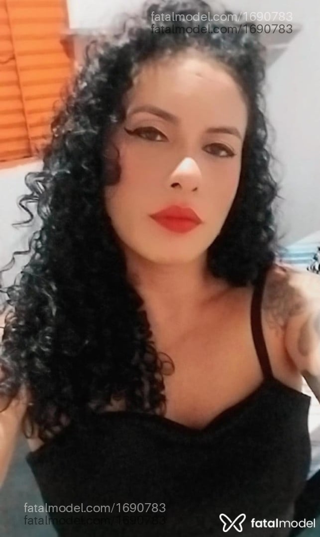 Acompanhante mulher morena (o) de olhos castanhos - Cris