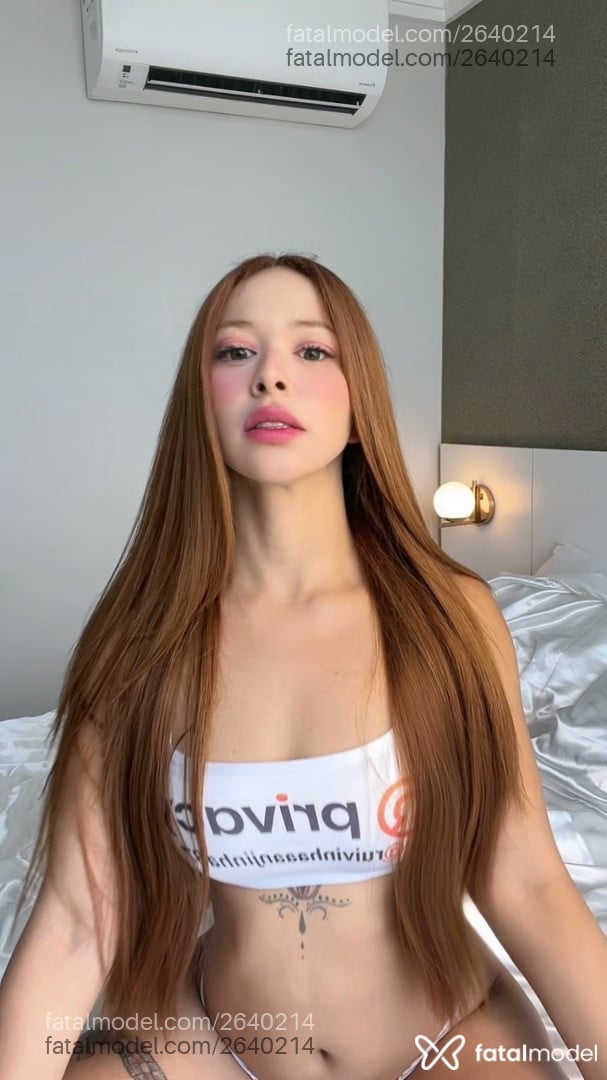 Acompanhante mulher ruiva (o) de olhos verdes em Brasília Acompanhante mulher ruiva (o) de olhos verdes em Brasília - Saiury Monasco