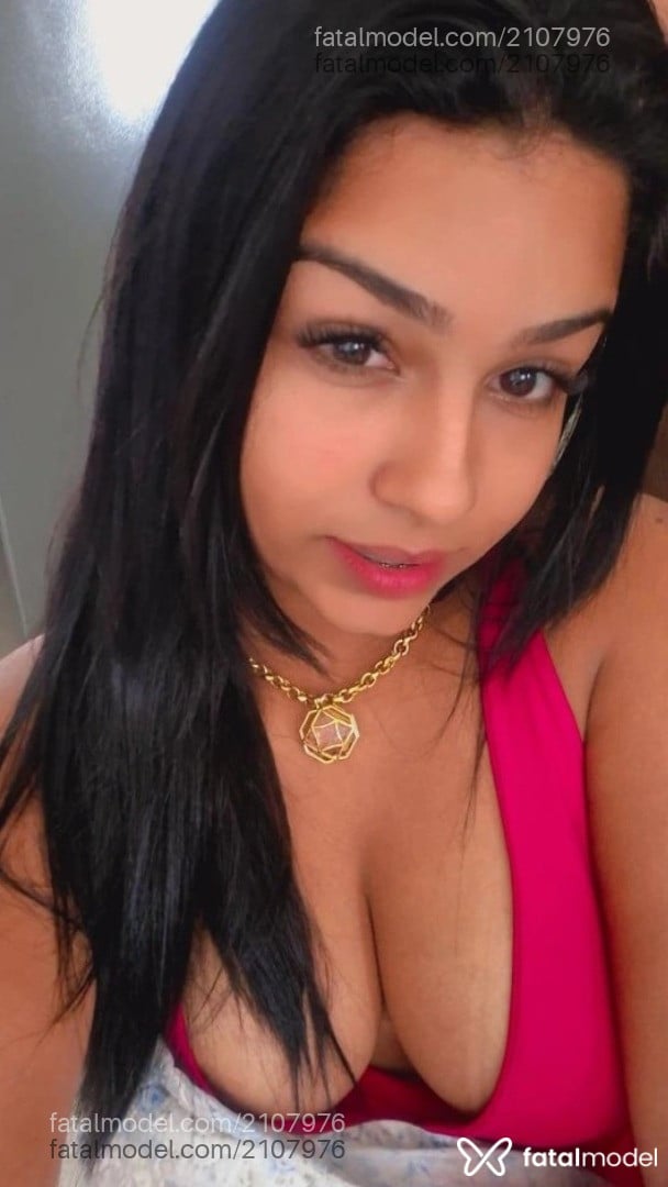 Acompanhante mulher morena (o) de olhos pretos em Nova Monte Verde - Mariane Moreira