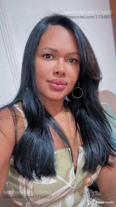 Acompanhante mulher com cabelo castanho de olhos pretos em Campinas - Bruna