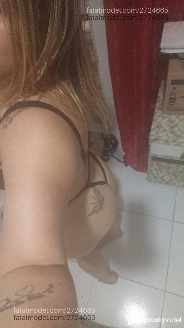 Acompanhante mulher loira (o) de olhos cinza - Nayara