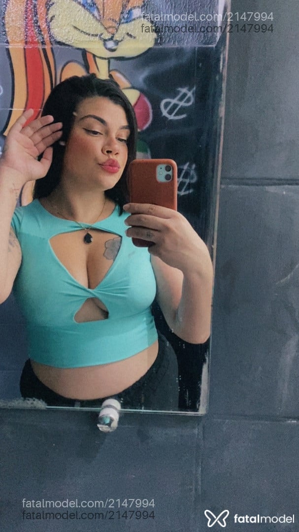 Acompanhante mulher com cabelo castanho de olhos castanhos em Sorocaba - Lorena