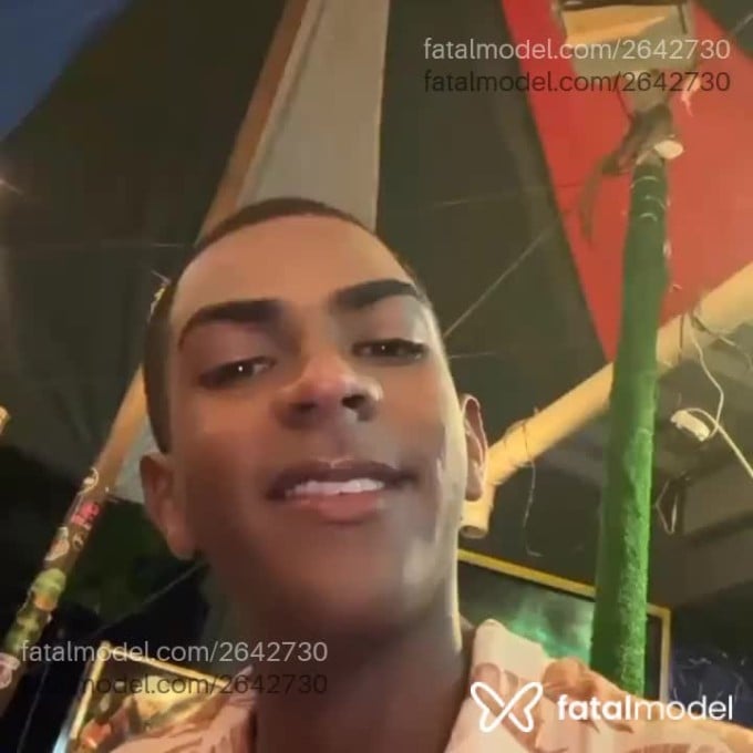 Acompanhante homem morena (o) de olhos pretos em São Paulo - Nyckolinha