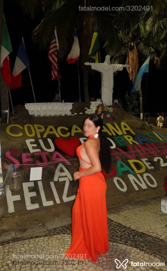 Acompanhante mulher morena (o) de olhos castanhos em Votuporanga - Larissa