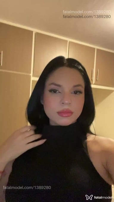 Acompanhante mulher morena (o) de olhos castanhos - Aurora