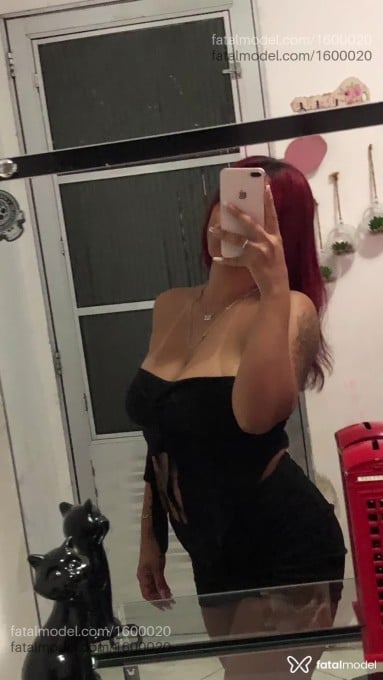 Acompanhante mulher ruiva (o) de olhos castanhos em Belo Horizonte - Bela Martins