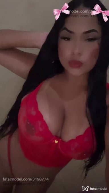 Acompanhante mulher morena (o) de olhos pretos - Vanessa Acompanhante mulher morena (o) de olhos pretos - Vanessa