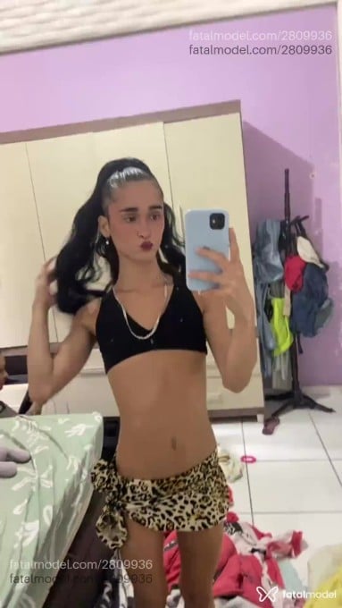 Acompanhante mulher trans com cabelo castanho de olhos castanhos em Rio de Janeiro - Travaninfa