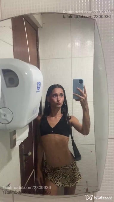 Acompanhante mulher trans com cabelo castanho de olhos castanhos em Rio de Janeiro - Travaninfa
