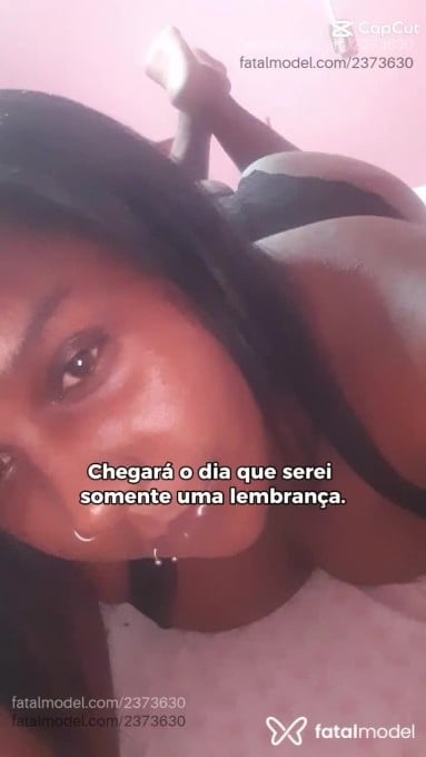 Acompanhante mulher morena (o) de olhos pretos - Geovanna Acompanhante mulher morena (o) de olhos pretos - Geovanna