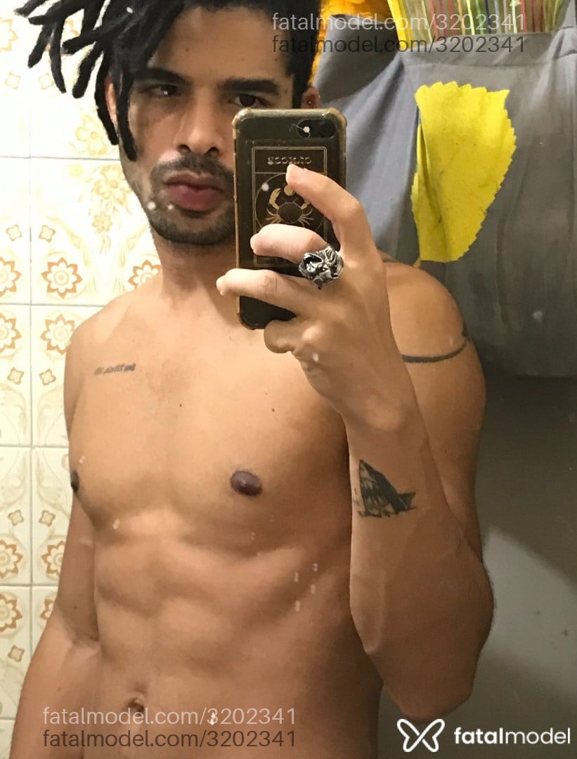 Acompanhante homem morena (o) de olhos pretos - Saullo