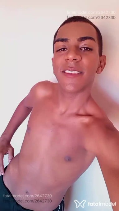 Acompanhante homem morena (o) de olhos pretos em São Paulo - Nyckolinha