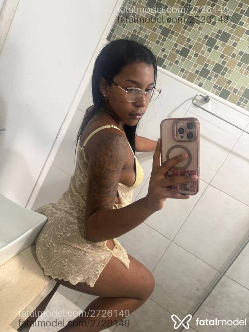 Acompanhante mulher morena (o) de olhos pretos em Campos dos Goytacazes Acompanhante mulher morena (o) de olhos pretos em Campos dos Goytacazes - Beatriz Motta