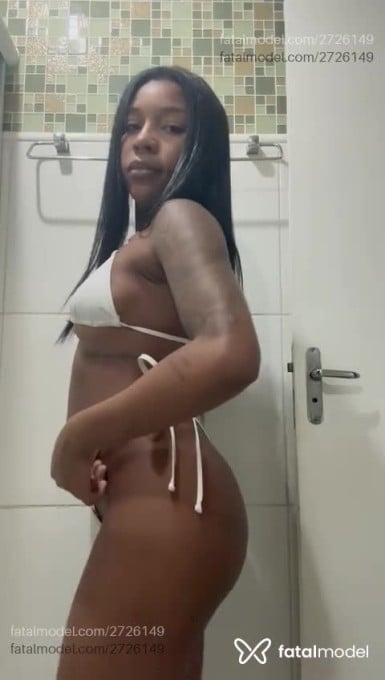 Acompanhante mulher morena (o) de olhos pretos em Campos dos Goytacazes Acompanhante mulher morena (o) de olhos pretos em Campos dos Goytacazes - Beatriz Motta