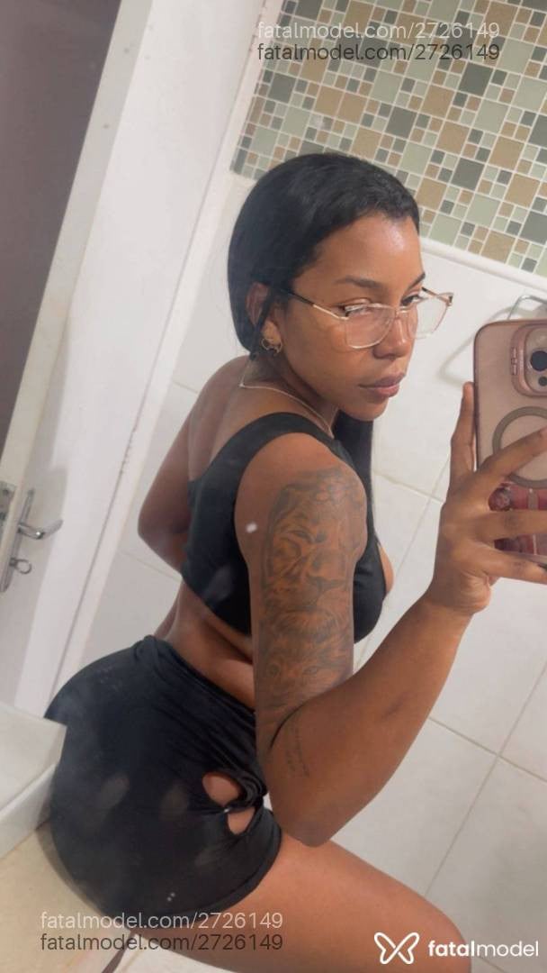 Acompanhante mulher morena (o) de olhos pretos em Campos dos Goytacazes Acompanhante mulher morena (o) de olhos pretos em Campos dos Goytacazes - Beatriz Motta