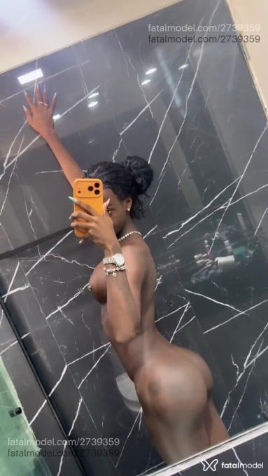 Acompanhante mulher trans morena (o) de olhos castanhos em Vitória da Conquista Acompanhante mulher trans morena (o) de olhos castanhos em Vitória da Conquista - Bianca Silva