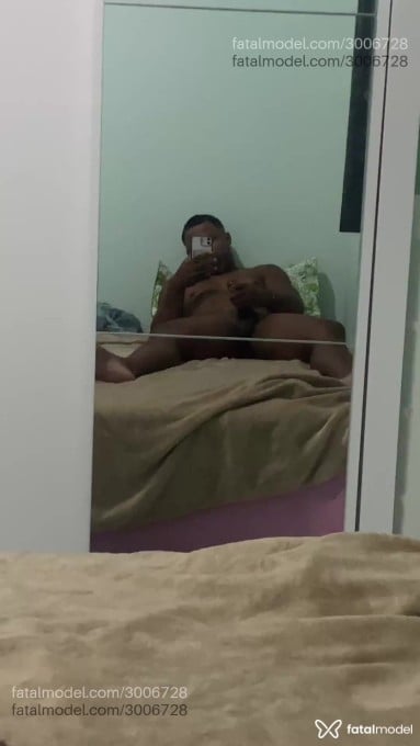 Acompanhante homem morena (o) de olhos pretos em São José - Nego
