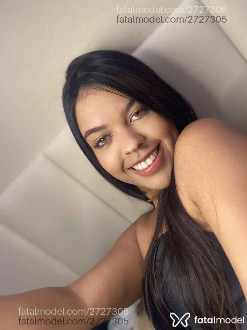 Acompanhante mulher morena (o) de olhos mel em Taubaté Acompanhante mulher morena (o) de olhos mel em Taubaté - Isadora