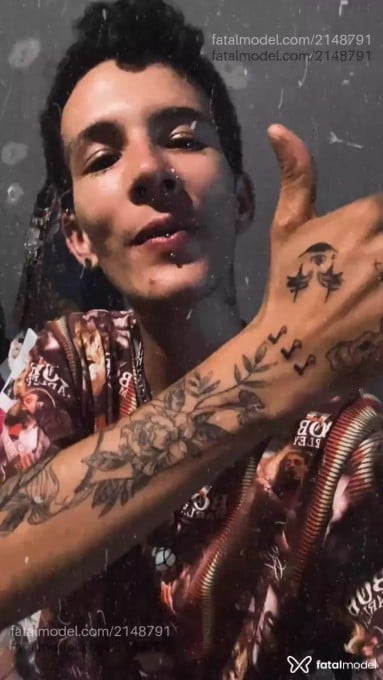 Acompanhante homem trans loira (o) de olhos castanhos em Itumbiara Acompanhante homem trans loira (o) de olhos castanhos em Itumbiara - Vulgo Bebezao