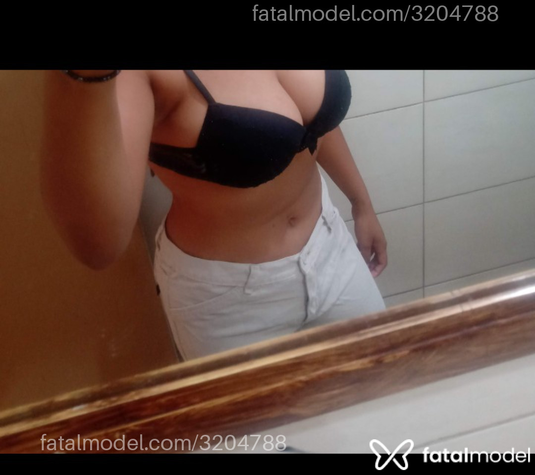 Acompanhante mulher morena (o) de olhos pretos em Virtual - Luluzinha