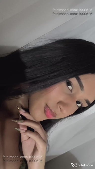 Acompanhante mulher trans morena (o) de olhos pretos em Marialva - Anne Vitória