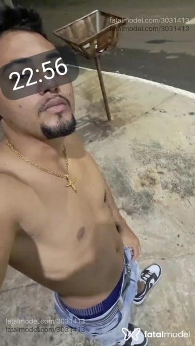 Acompanhante homem morena (o) de olhos pretos em Uberlândia - Fontedoprazer