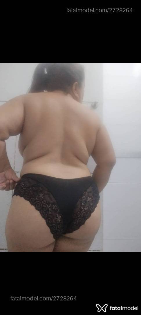 Acompanhante mulher com cabelo castanho de olhos castanhos em Fortaleza - Naraplus