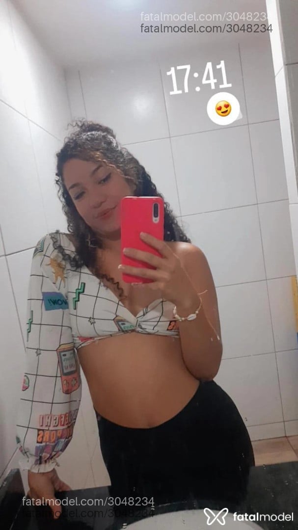 Acompanhante mulher morena (o) de olhos castanhos em João Pessoa - Manu