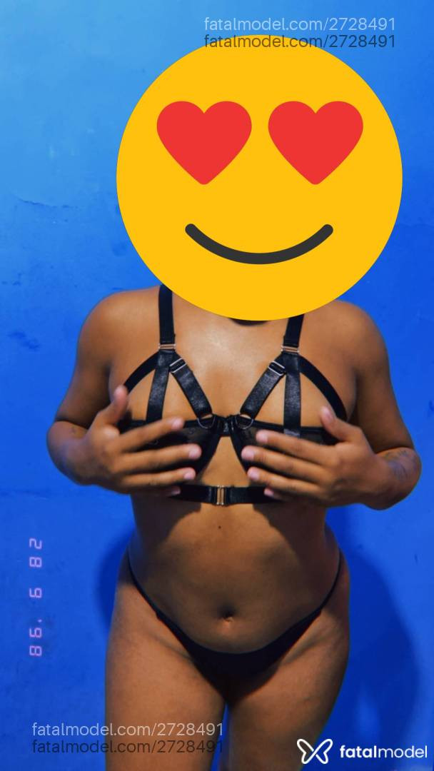 Acompanhante mulher morena (o) de olhos castanhos em Linhares - Thifanye Lisboa