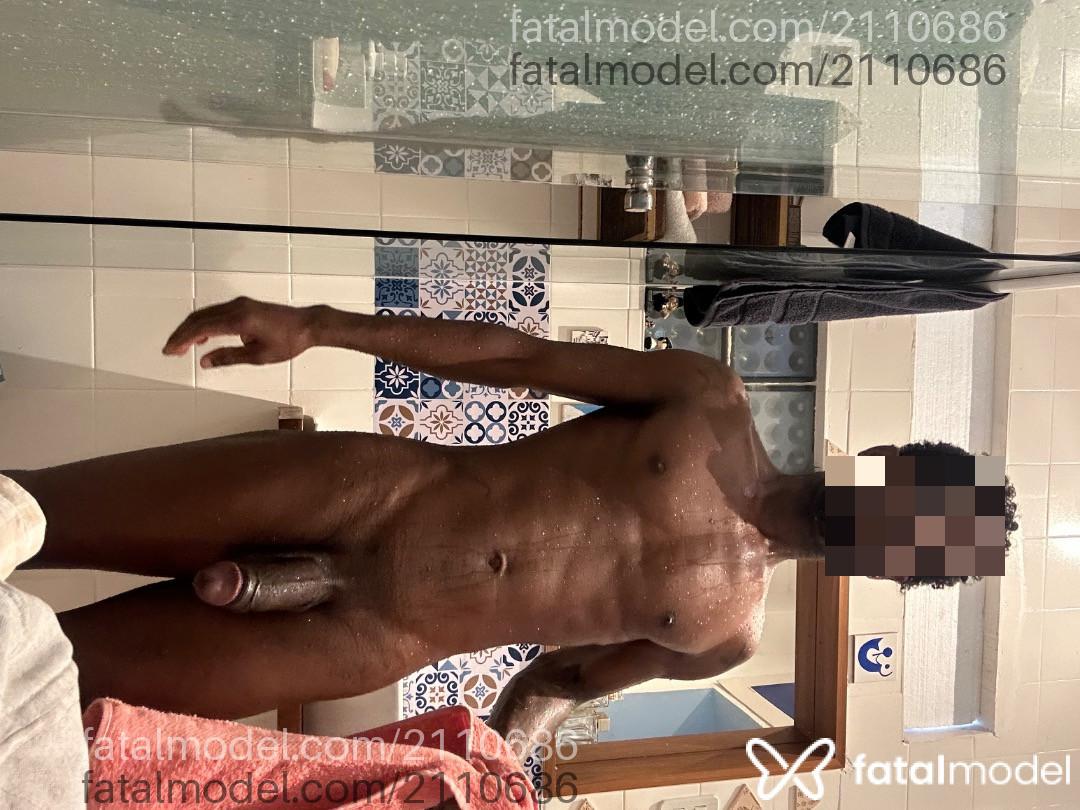 Acompanhante homem morena (o) de olhos pretos em Virtual - Tiago Thf