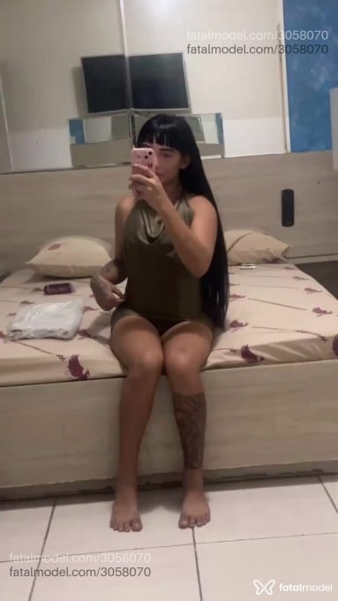 Acompanhante mulher trans morena (o) de olhos castanhos em Brasília - Isis