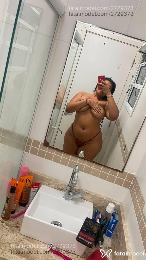 Acompanhante mulher morena (o) de olhos castanhos - Bruna Leal