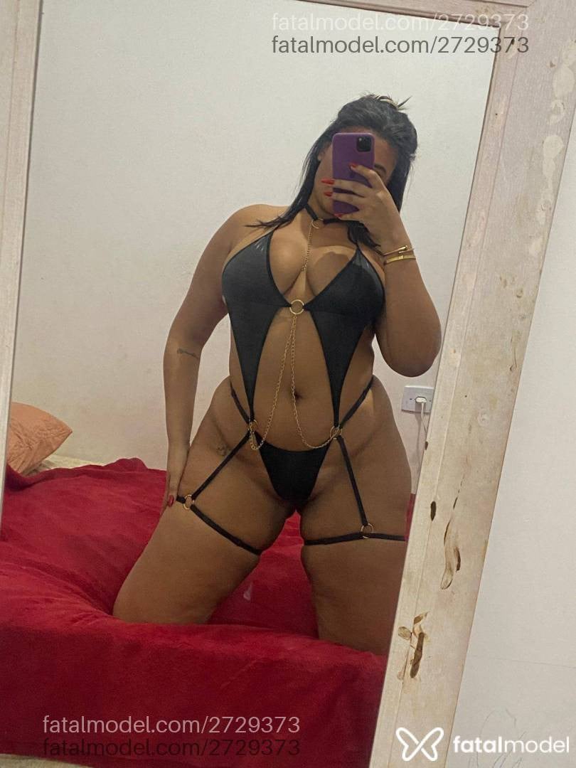 Acompanhante mulher morena (o) de olhos castanhos - Bruna Leal