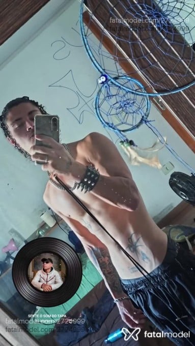 Acompanhante homem morena (o) de olhos castanhos - Rauan Acompanhante homem morena (o) de olhos castanhos - Rauan