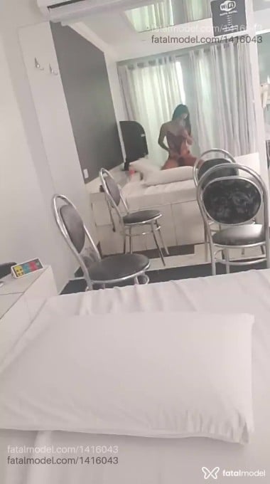 Acompanhante mulher com cabelo castanho de olhos mel em Goiânia - Tequileira