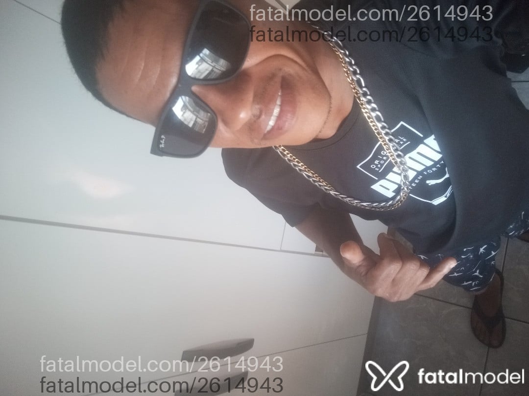 Acompanhante homem loira (o) de olhos mel em Florianópolis - Rafael