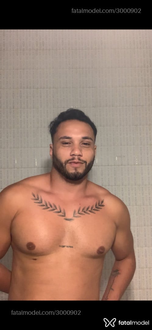 Acompanhante homem morena (o) de olhos pretos em Colatina Acompanhante homem morena (o) de olhos pretos em Colatina - Rodrigo