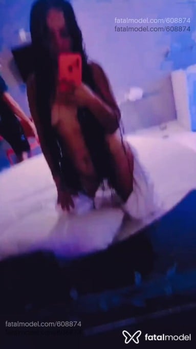 Acompanhante mulher com cabelo castanho de olhos castanhos em Cafelândia Acompanhante mulher com cabelo castanho de olhos castanhos em Cafelândia - Ariany