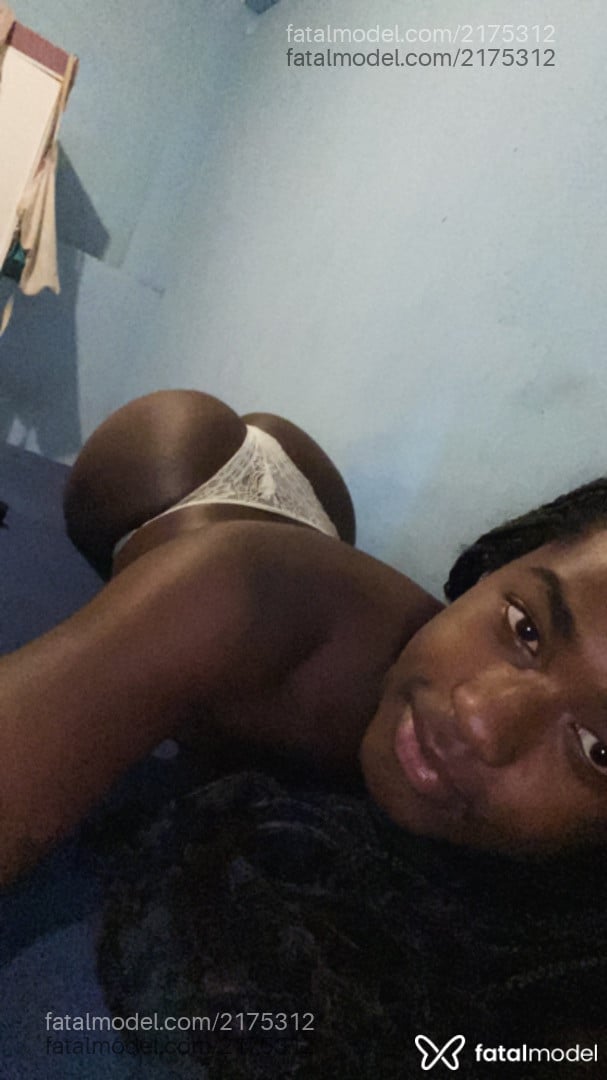 Acompanhante mulher trans morena (o) de olhos castanhos em Belo Horizonte - Ayla Oliveira