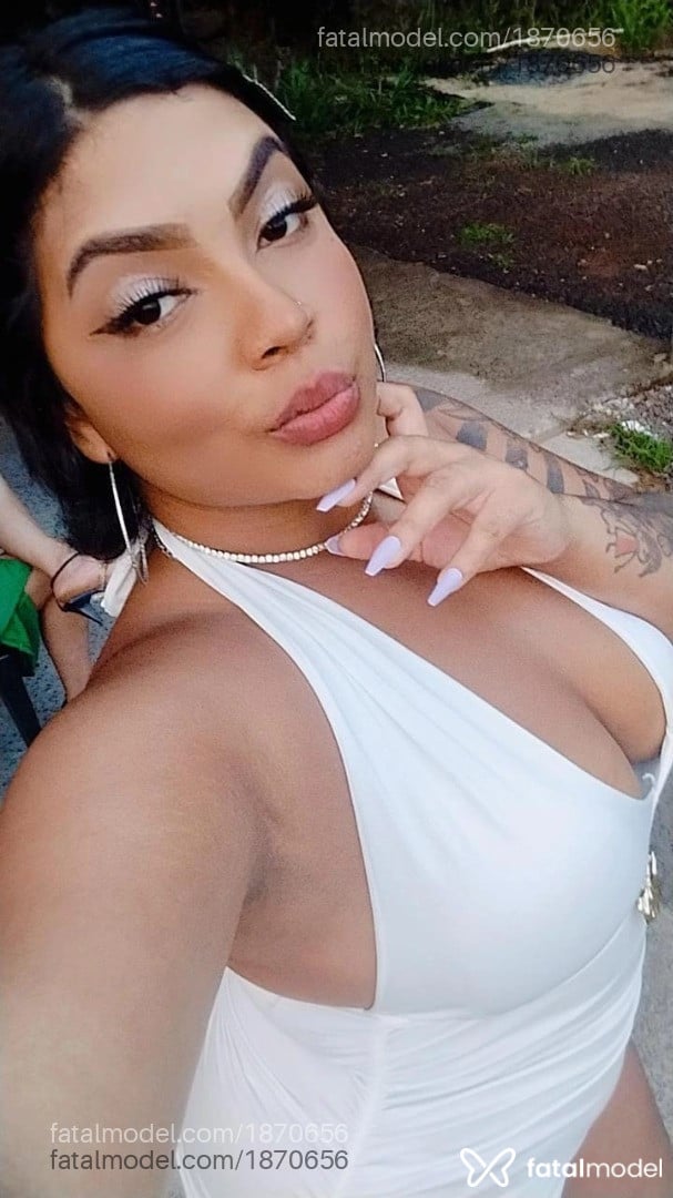 Acompanhante mulher morena (o) de olhos pretos em Guaratuba Acompanhante mulher morena (o) de olhos pretos em Guaratuba - Kamila Santos