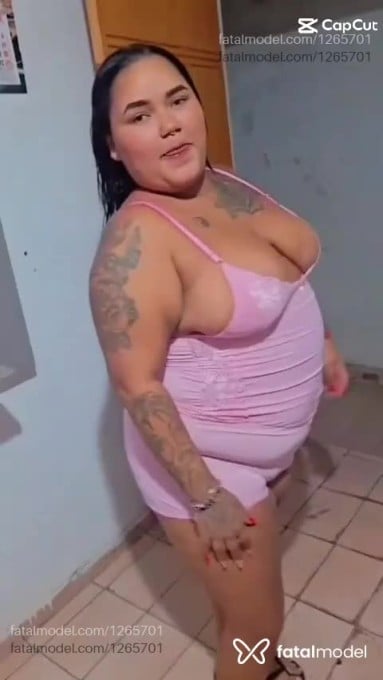Acompanhante mulher morena (o) de olhos castanhos em São Carlos Acompanhante mulher morena (o) de olhos castanhos em São Carlos - Karininha