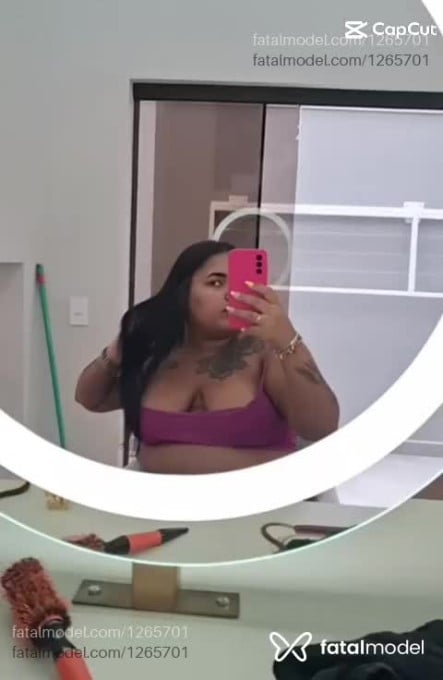 Acompanhante mulher morena (o) de olhos castanhos em São Carlos Acompanhante mulher morena (o) de olhos castanhos em São Carlos - Karininha