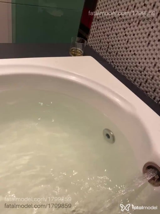 Acompanhante mulher morena (o) de olhos pretos em Belo Horizonte - Tiane
