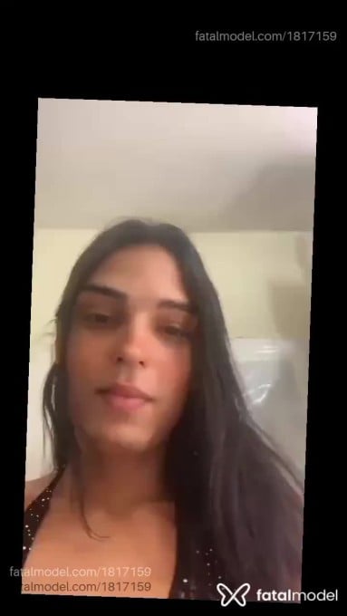 Acompanhante mulher trans com cabelo castanho de olhos castanhos em Rio de Janeiro - Vitória Gabriella